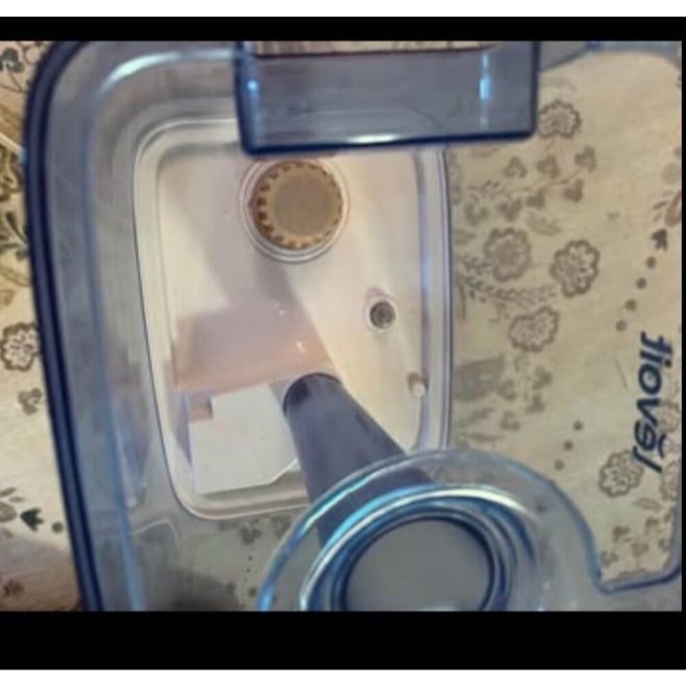 Levoit Humidifier - Picture 3 of 5